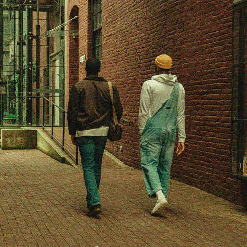 THE EVOLUTION OF STREETWEAR: FROM SUBCULTURE TO MAINSTREAM LIFESTYLE