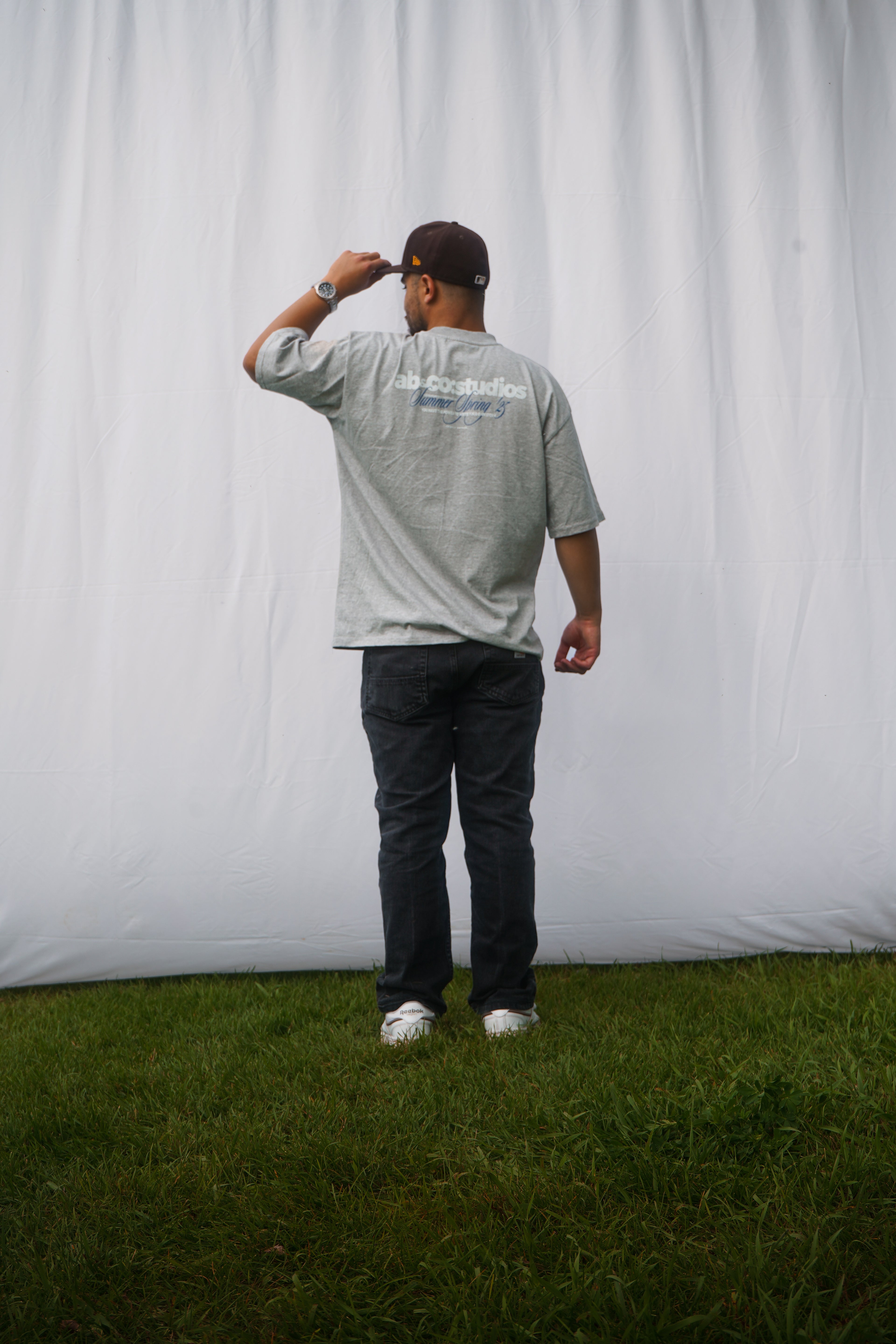 Heavyweight oversized boxy t-shirt in Ash Grey with dropped shoulders and wide collar, perfect for streetwear and everyday wear.