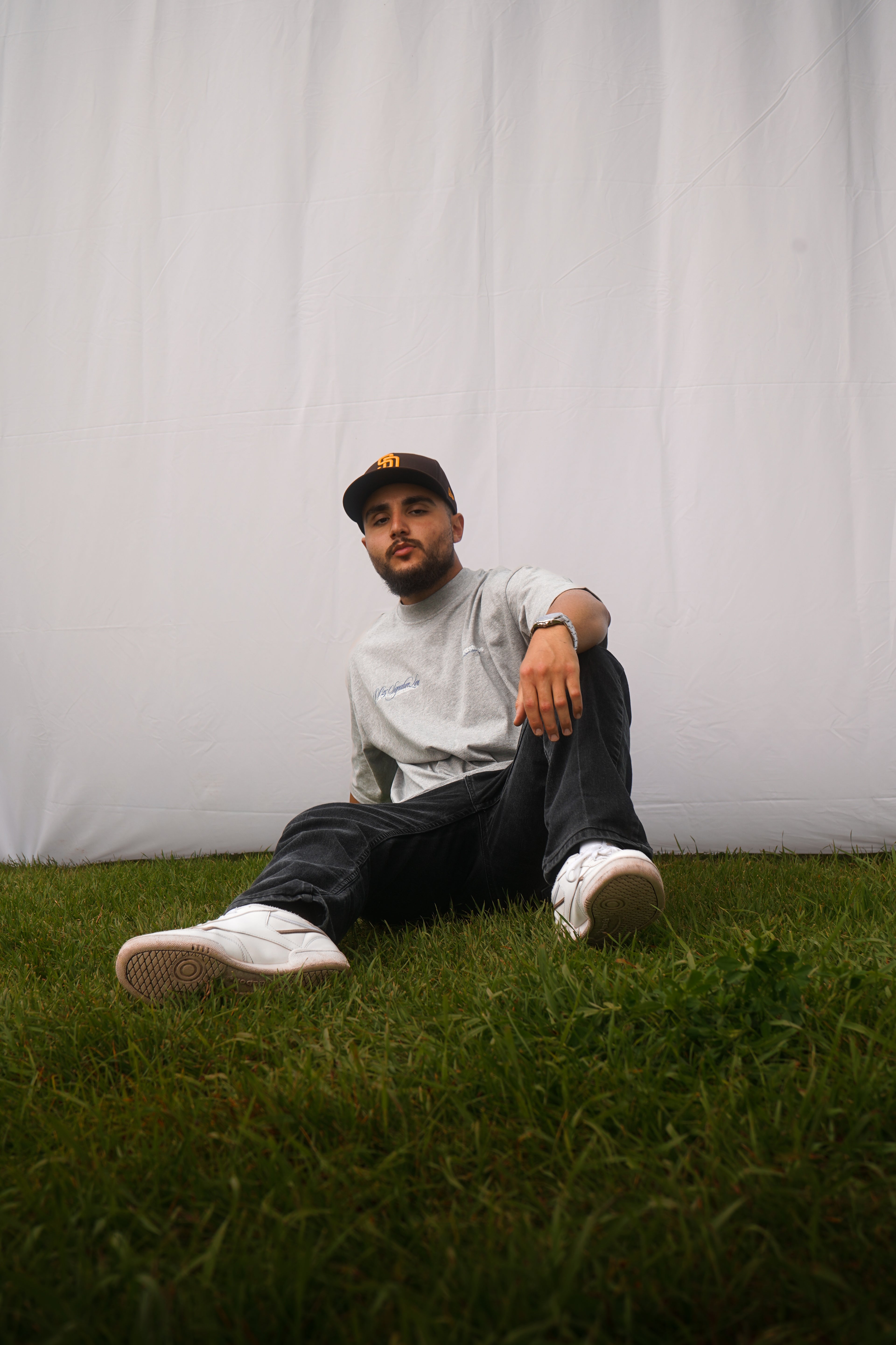 Heavyweight oversized boxy t-shirt in Ash Grey with dropped shoulders and wide collar, perfect for streetwear and everyday wear